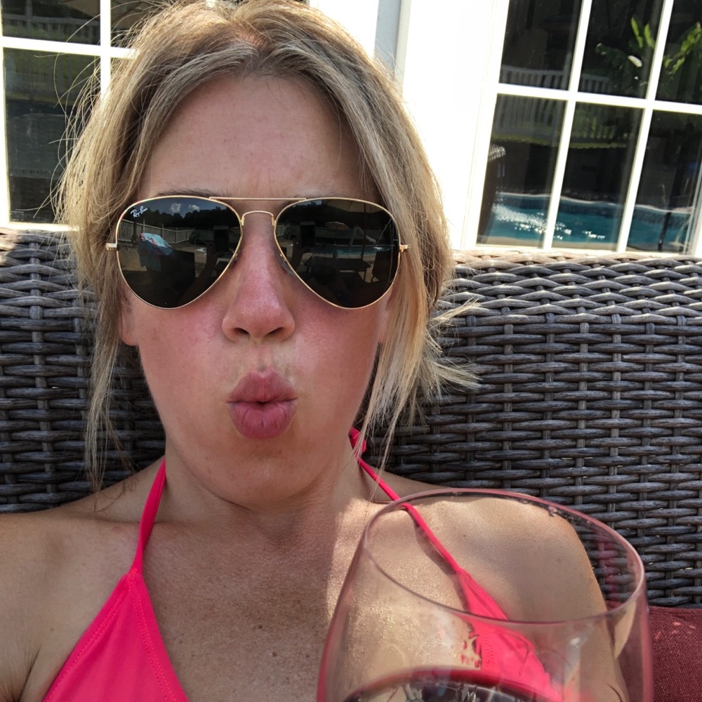 Meet your Posher, Jillian